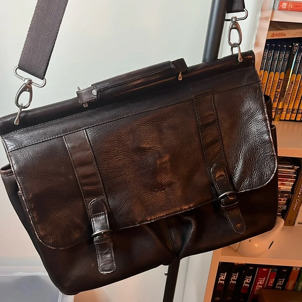 Leather Solo Message 15 inches Laptop storage